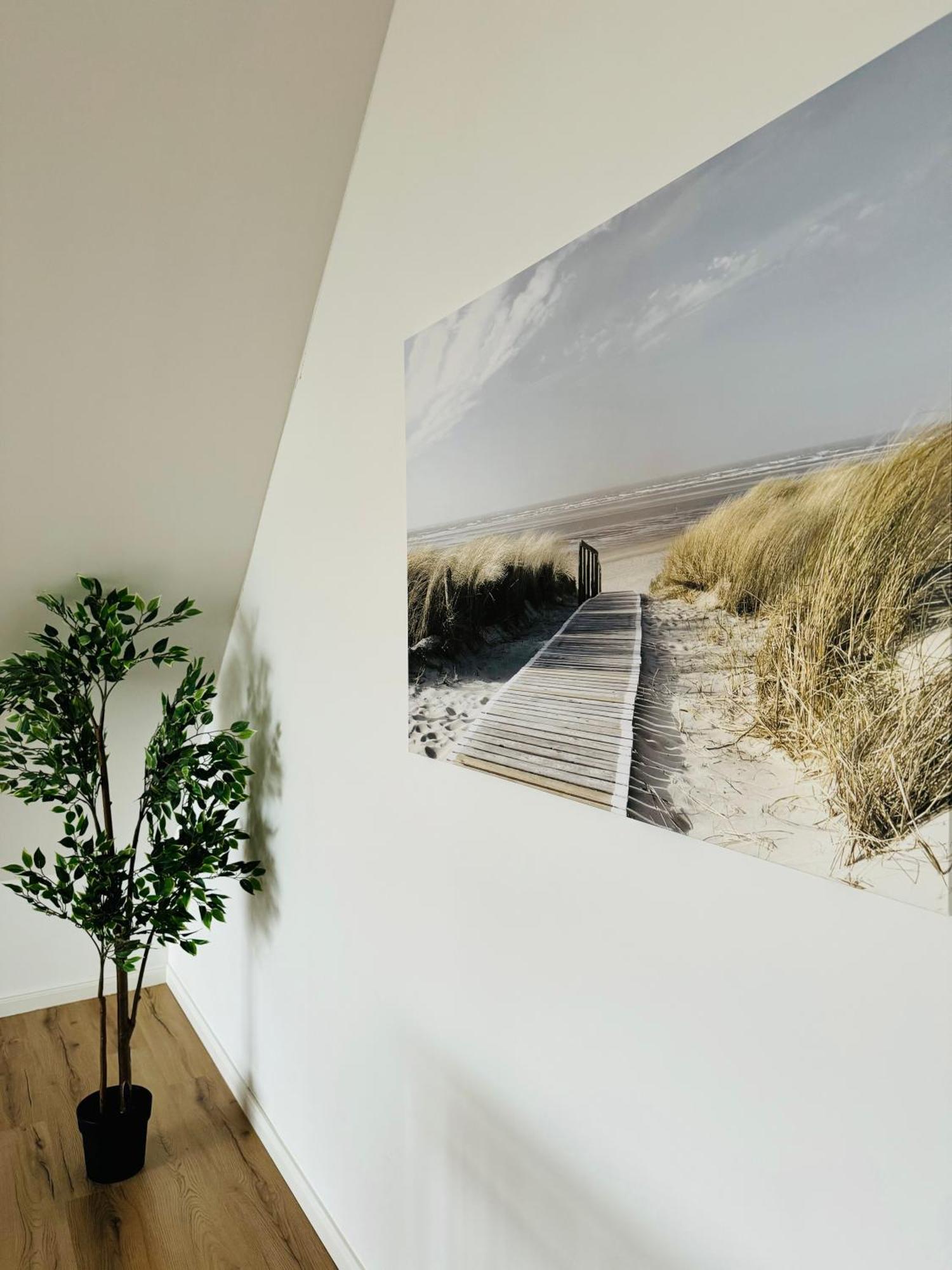 Traumhaftes Familiendomizil In Scharbeutz - Strand 500M, Kostenlos Parken, Garten Eksteriør billede